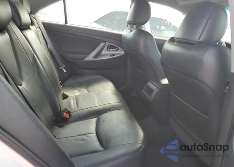 2007 Toyota Camry Ce z USA, uszkodzony, nr VIN 4T1BE46K67U716670